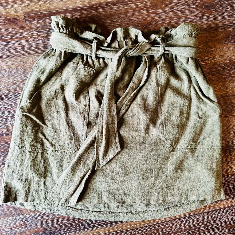 Entro Green Tie Front Ruched Skirt